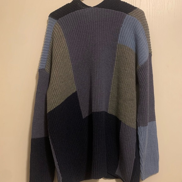 North Style Cardigan - Picture 2 of 3